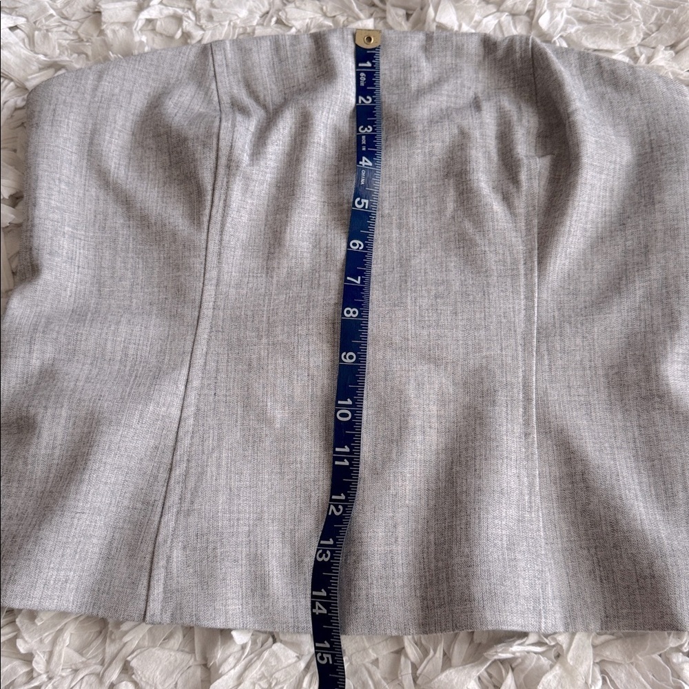 Abercrombie & Fitch Tailored Tube Top Size Medium - Picture 11 of 11